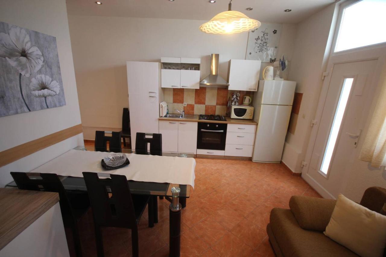 Family Apartment Mirela Borik Zadar Extérieur photo